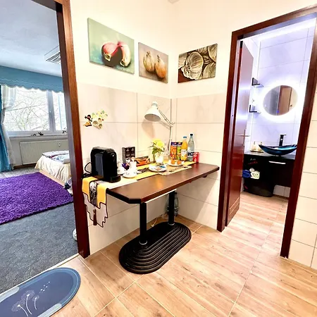 Stylish, Cozy & Quiet With One And Half In District 1