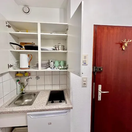 Stylish, Cozy & Quiet With One And Half In District 1 Apartmán *