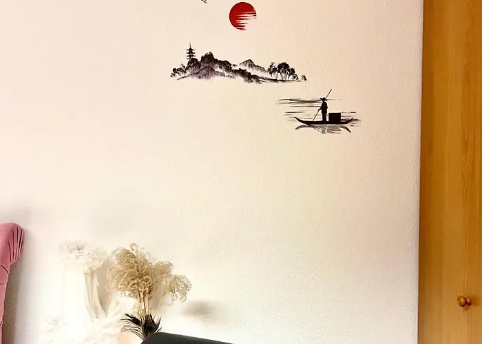 Stylish, Cozy & Quiet With One And Half In District 1 Apartmán