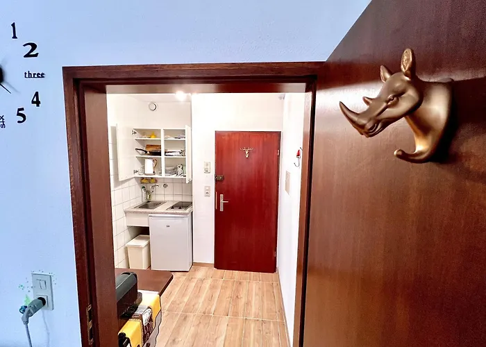 Stylish, Cozy & Quiet With One And Half In District 1 *