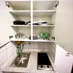 Stylish, Cozy & Quiet With One And Half In District 1 Apartman