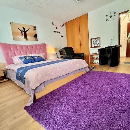 Apartment Stylish, Cozy & Quiet With One And Half In District 1 *