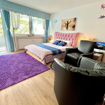 Stylish, Cozy & Quiet With One And Half In District 1 Appartement