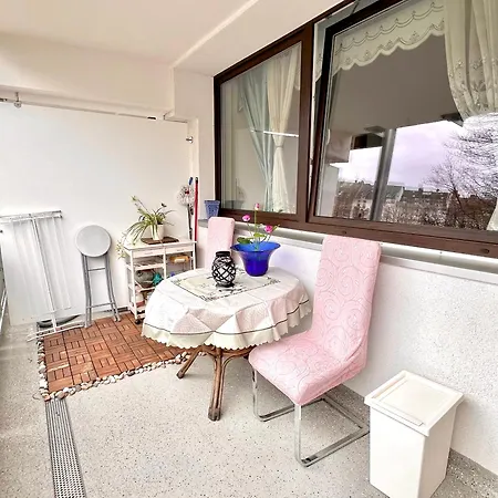 Appartement Stylish, Cozy & Quiet With One And Half In District 1