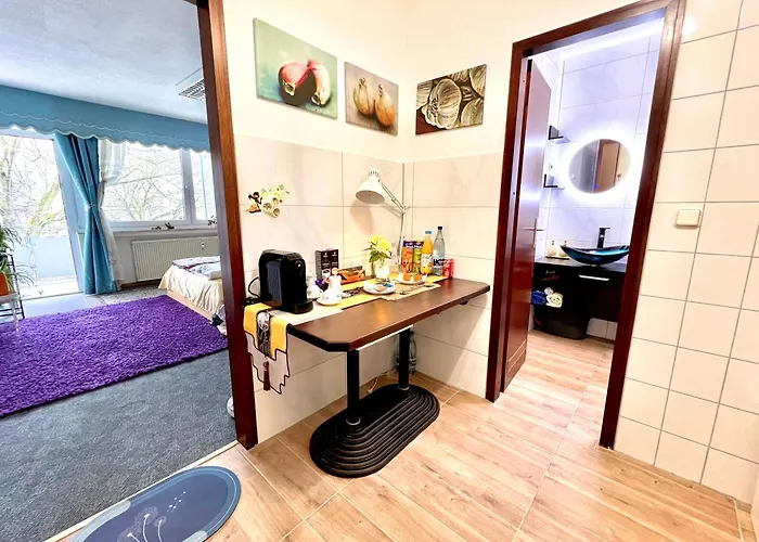 Stylish, Cozy & Quiet With One And Half In District 1