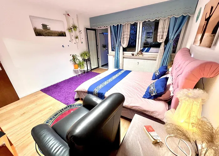 Apartment Stylish, Cozy & Quiet With One And Half In District 1 Dusseldorf