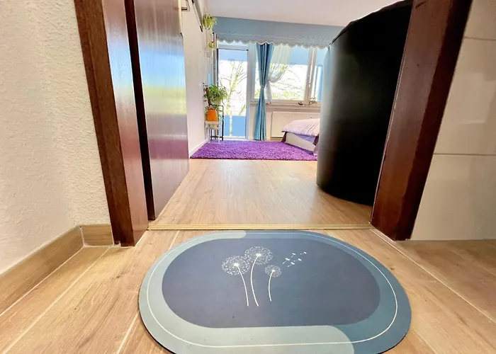 Stylish, Cozy & Quiet With One And Half In District 1 Apartment Dusseldorf