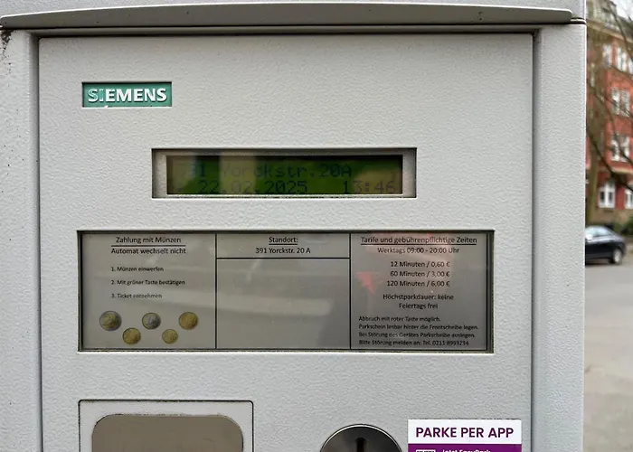 Lägenhet Stylish, Cozy & Quiet With One And Half In District 1 *