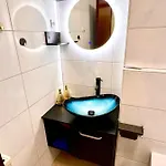 Stylish, Cozy & Quiet With One And Half In District 1 Apartamento Düsseldorf